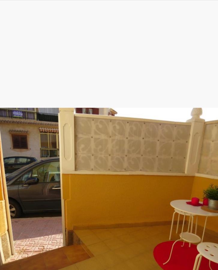 Bonito Apartamento De Dos Habitacion Y Piscina Torrevieja Kültér fotó
