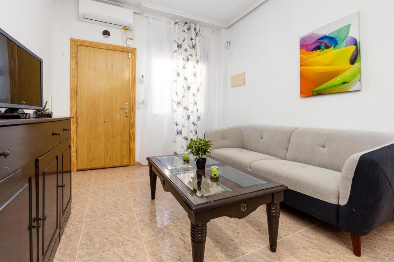Bonito Apartamento De Dos Habitacion Y Piscina Torrevieja Kültér fotó