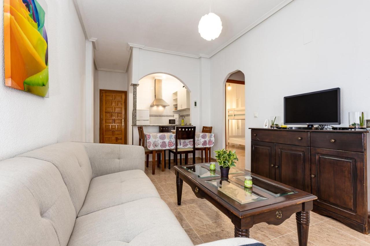 Bonito Apartamento De Dos Habitacion Y Piscina Torrevieja Kültér fotó