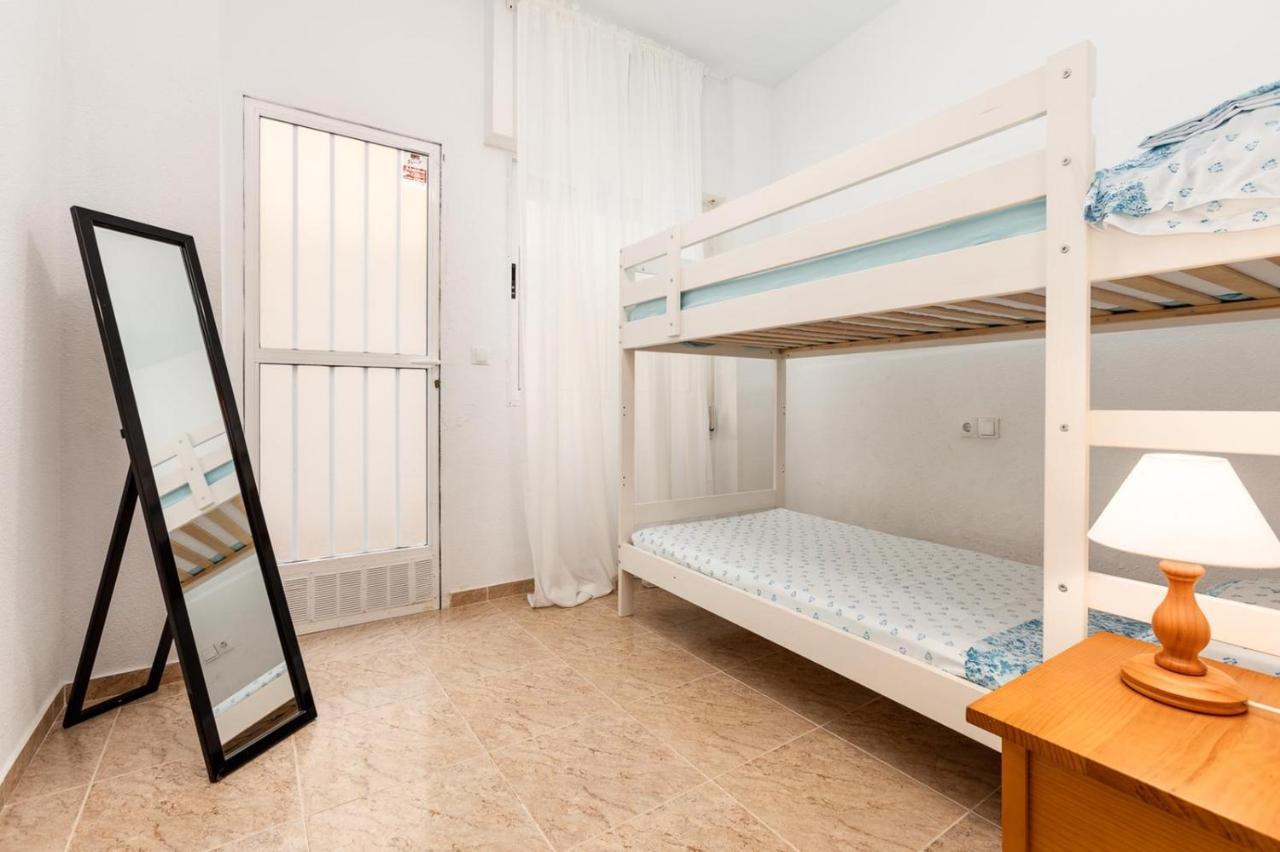 Bonito Apartamento De Dos Habitacion Y Piscina Torrevieja Kültér fotó